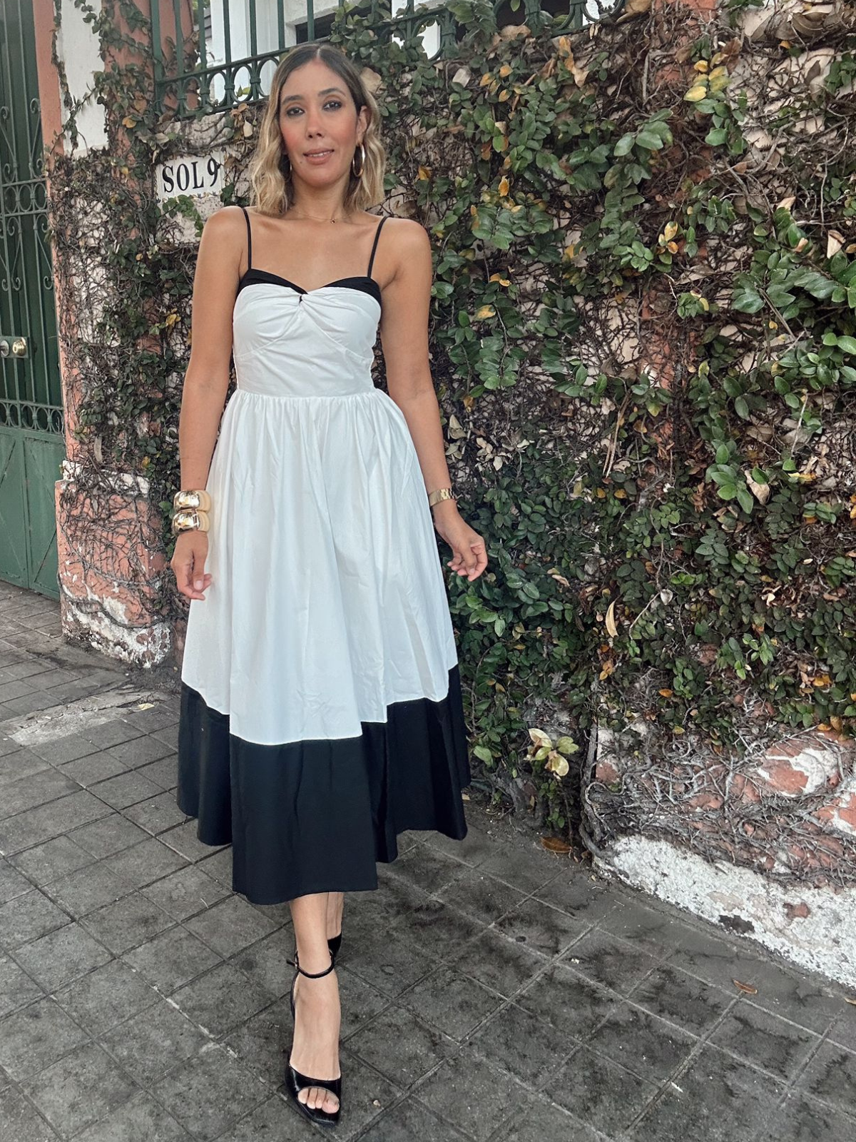 Noir & Blanc Contrast Midi Dress